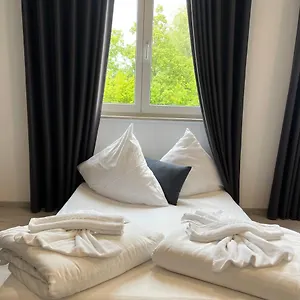 Yebs Hotel Guntzbourg